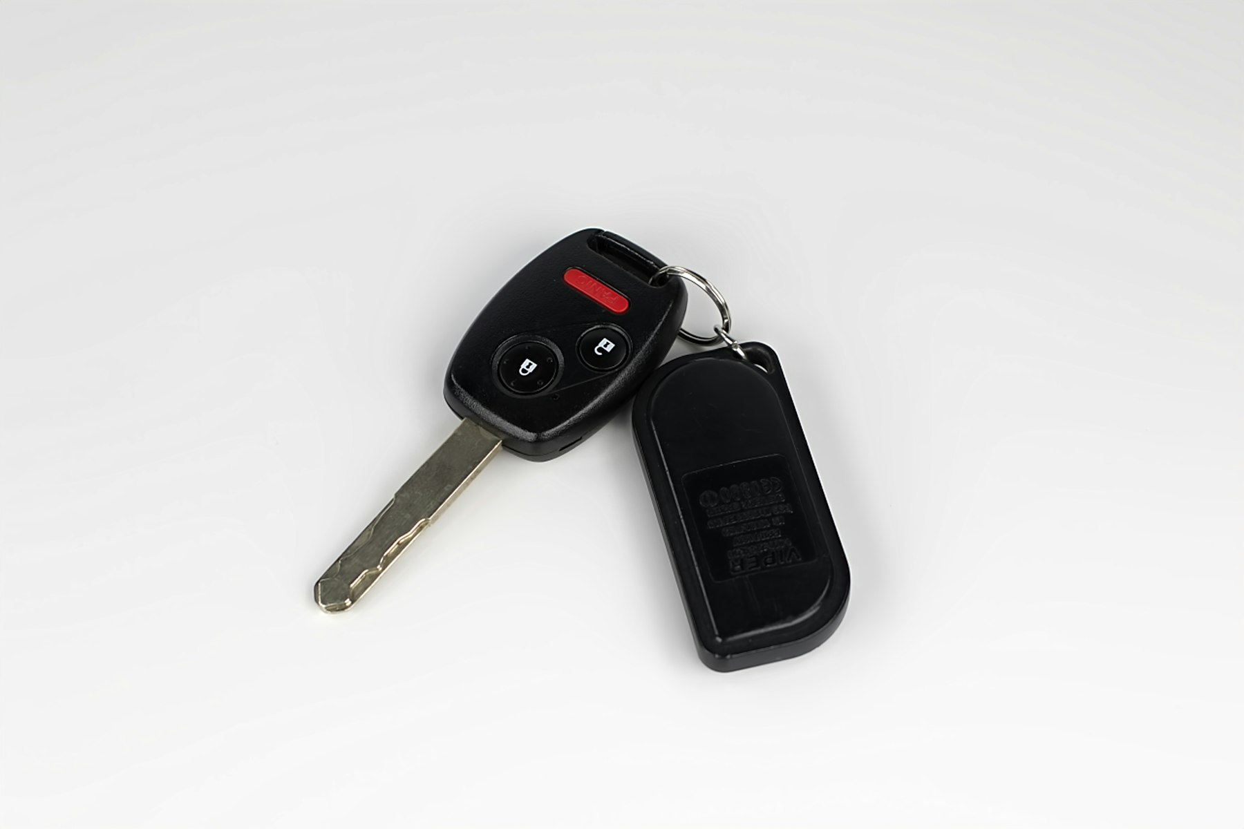 Car key with a remote fob